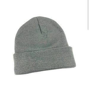FREE IN BUNDLE* Beanie/toque